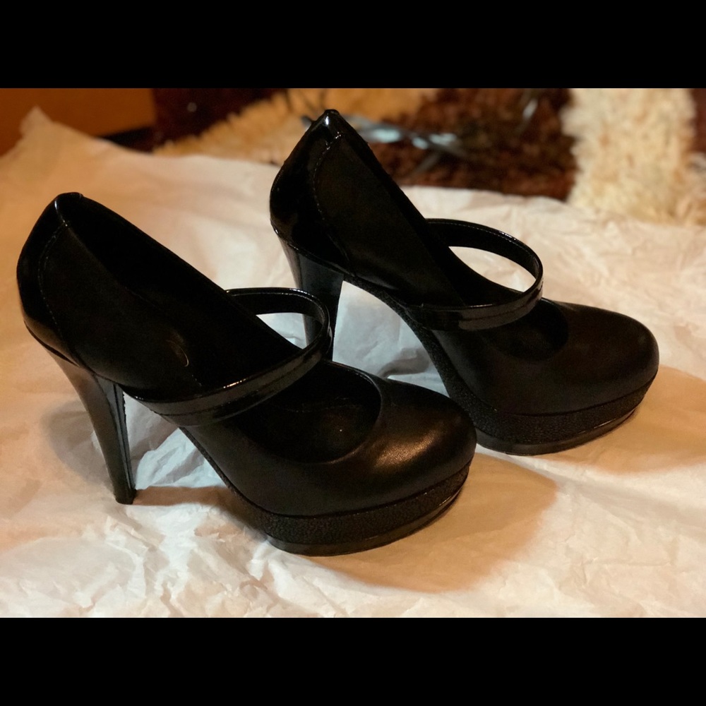 Jessica Simpson Mary Jane Pumps